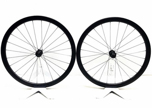 35EDEB75-D0A5-4A87-9B5E-57CA3AEEAB8D