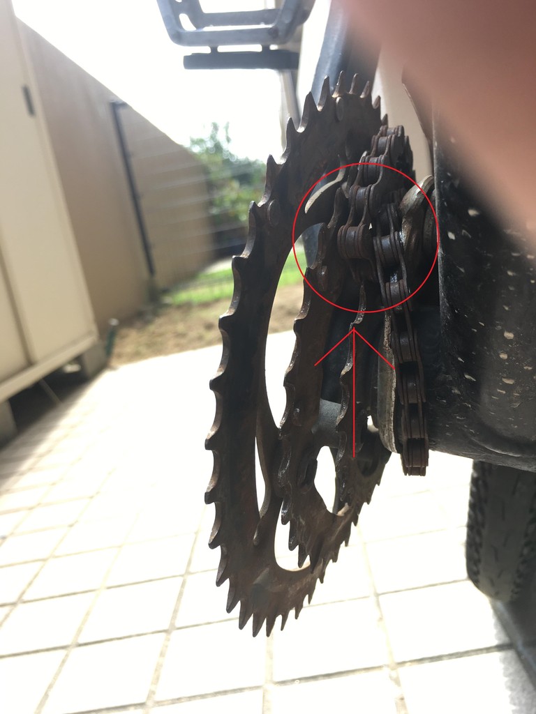 初心者 自転車のチェーンが絡まった 助けて チャリ足