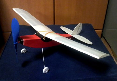 自作ゴム動力角胴機 ｋａｎａｍｅの気ままな部屋