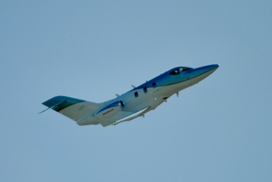 HondaJet(ホンダジェット)デモ飛行@鈴鹿サーキット(2019年10月13日)