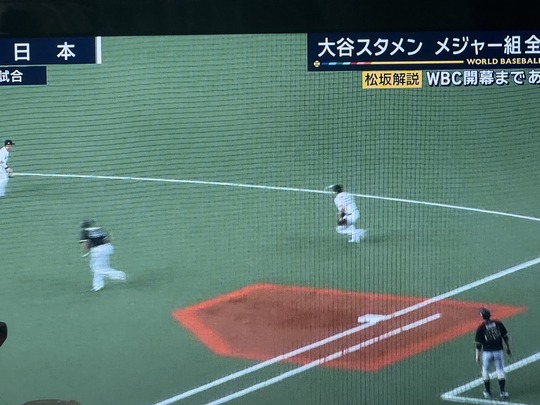 56EF997A-1FC6-465F-9C83-FCE64E92E19E