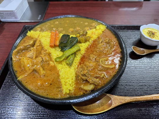 MARUKA CURRYޤ뤫ƲʵĹԡ