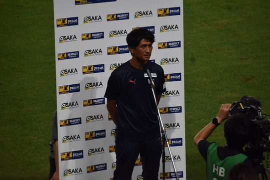 936F25C9-4E22-4684-B50B-DCDF470C33CA_1_105_c