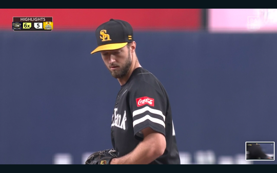Buffaloes vs Hawks from DAZN 2022-09-19 21.04.50