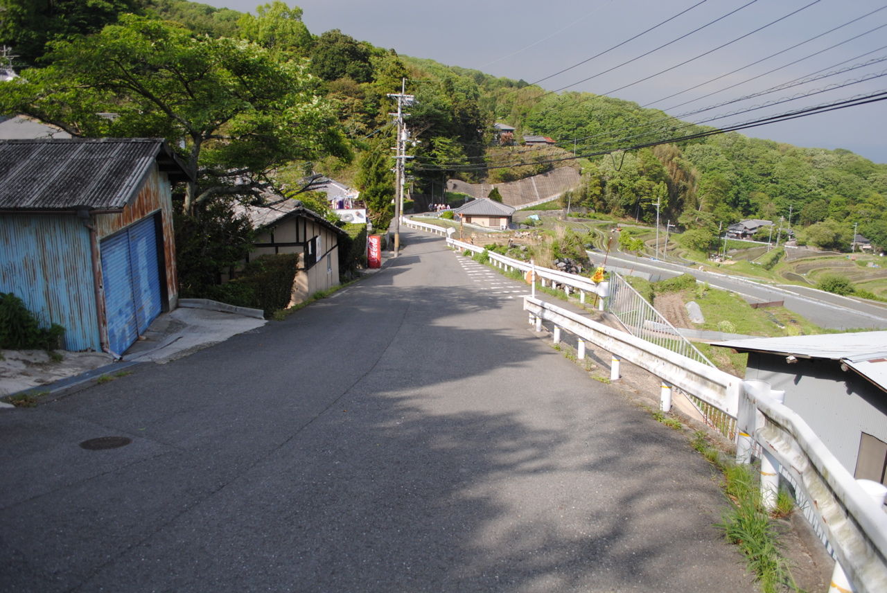 奈良側は緩くて道幅も広い-2