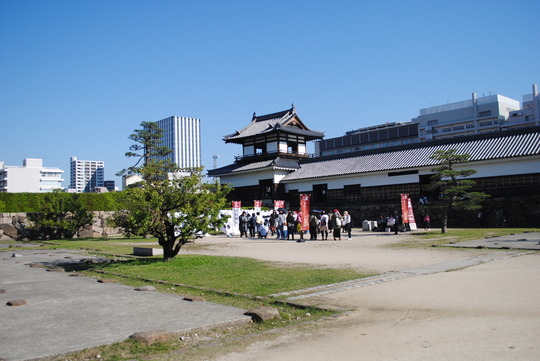 380EC1DE-906D-4168-8EB8-0545E81B3632_1_105_c