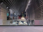 京都駅ビルの大空間