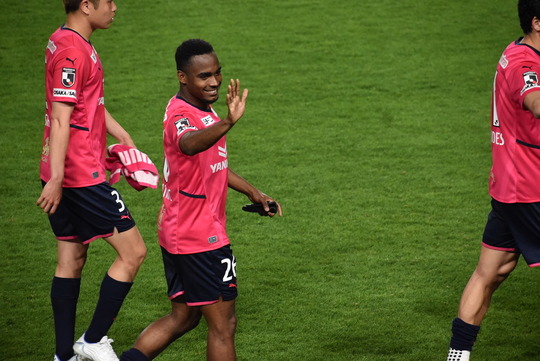 B412686C-62BC-4AFA-BC75-412F9A00E4FC_1_105_c