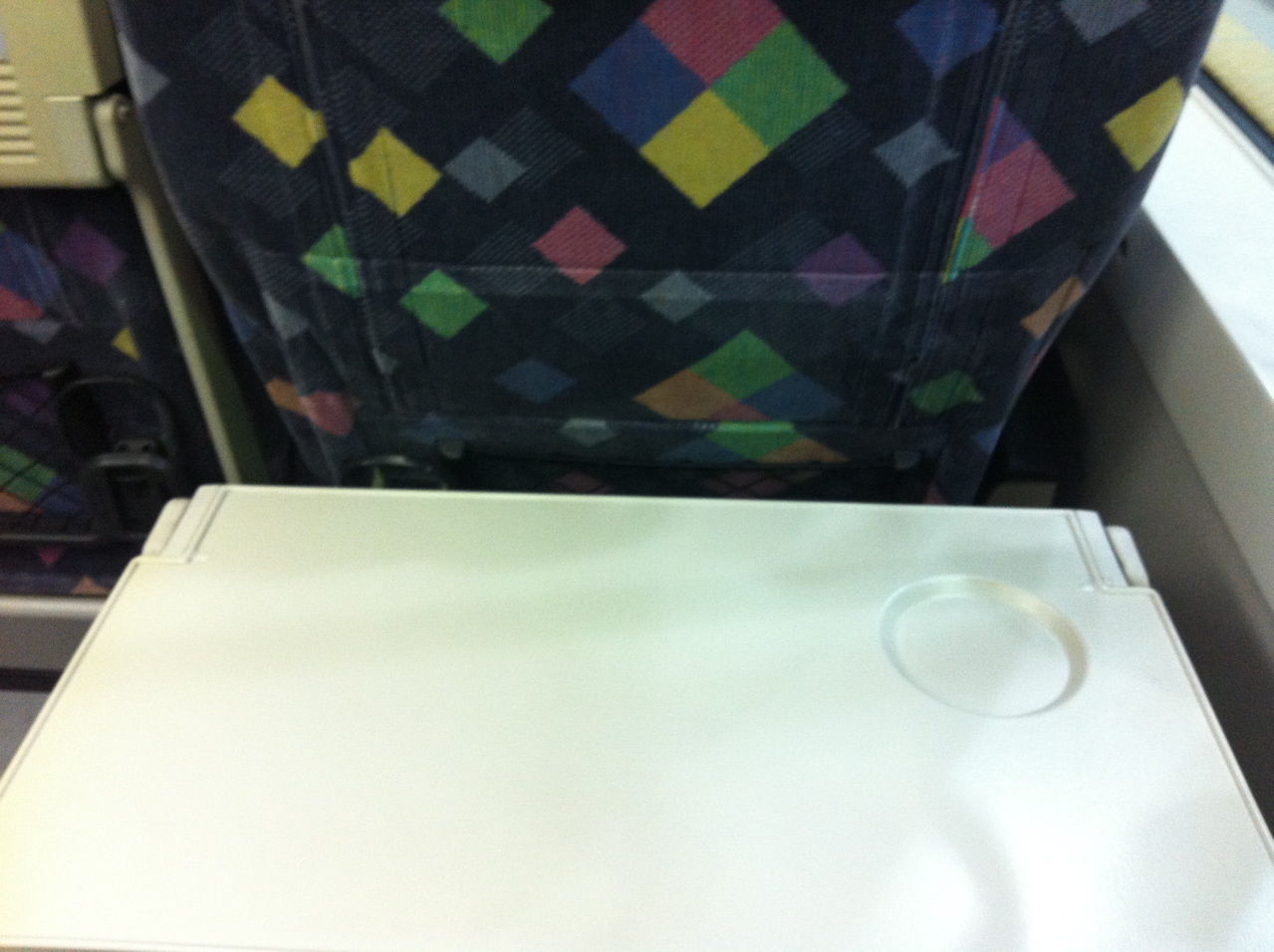 特急かいじの車内-1