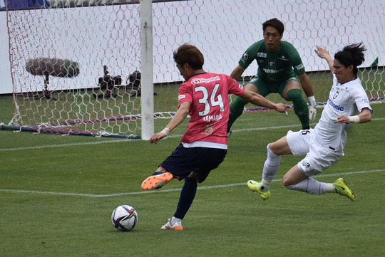 FD85F2ED-2316-41FC-B172-29A9814A5934_1_105_c