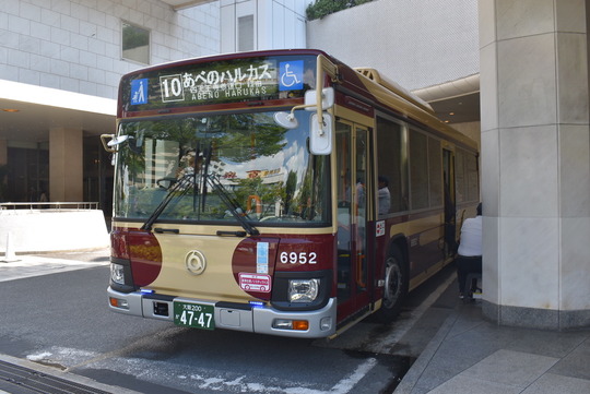 あべの・上本町シャトルバス@近鉄バス復刻塗装車