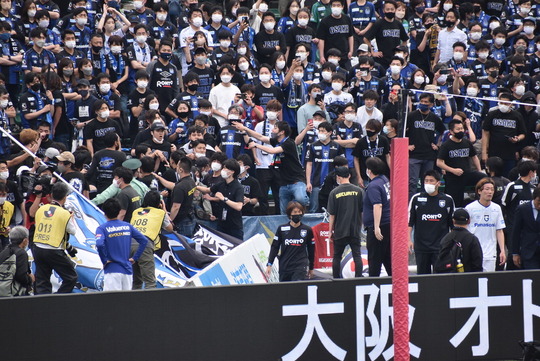 D8B6970F-A62E-4946-B2C7-A62431BDFA89_1_105_c