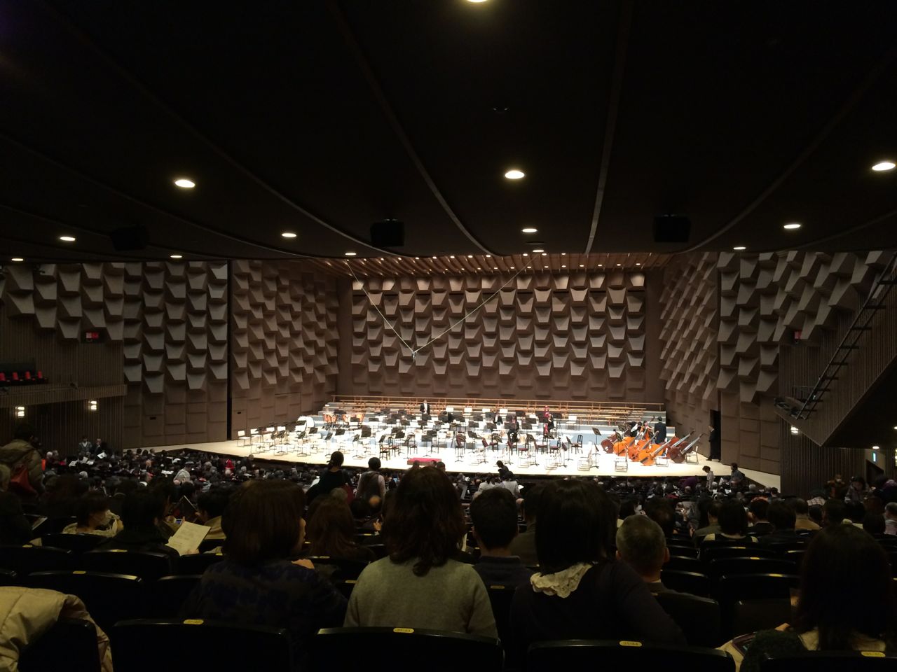 festival hall内
