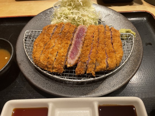 A2BF6051-2D94-4697-BC0B-7F25D6A7D1EF