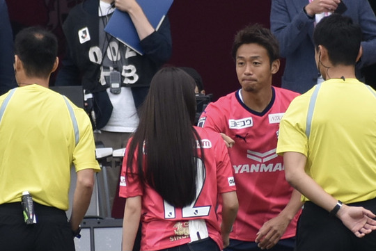 0EECF416-F2C1-4788-B26A-10B78DCB6569_1_201_a