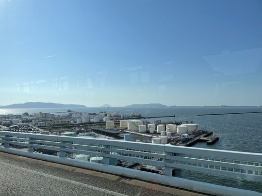 6DC3BF7A-9853-471B-899C-8481C80944C6