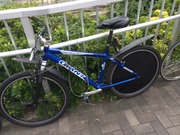 万博記念競技場の指定駐輪場-3