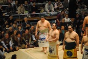 遠藤の土俵入り