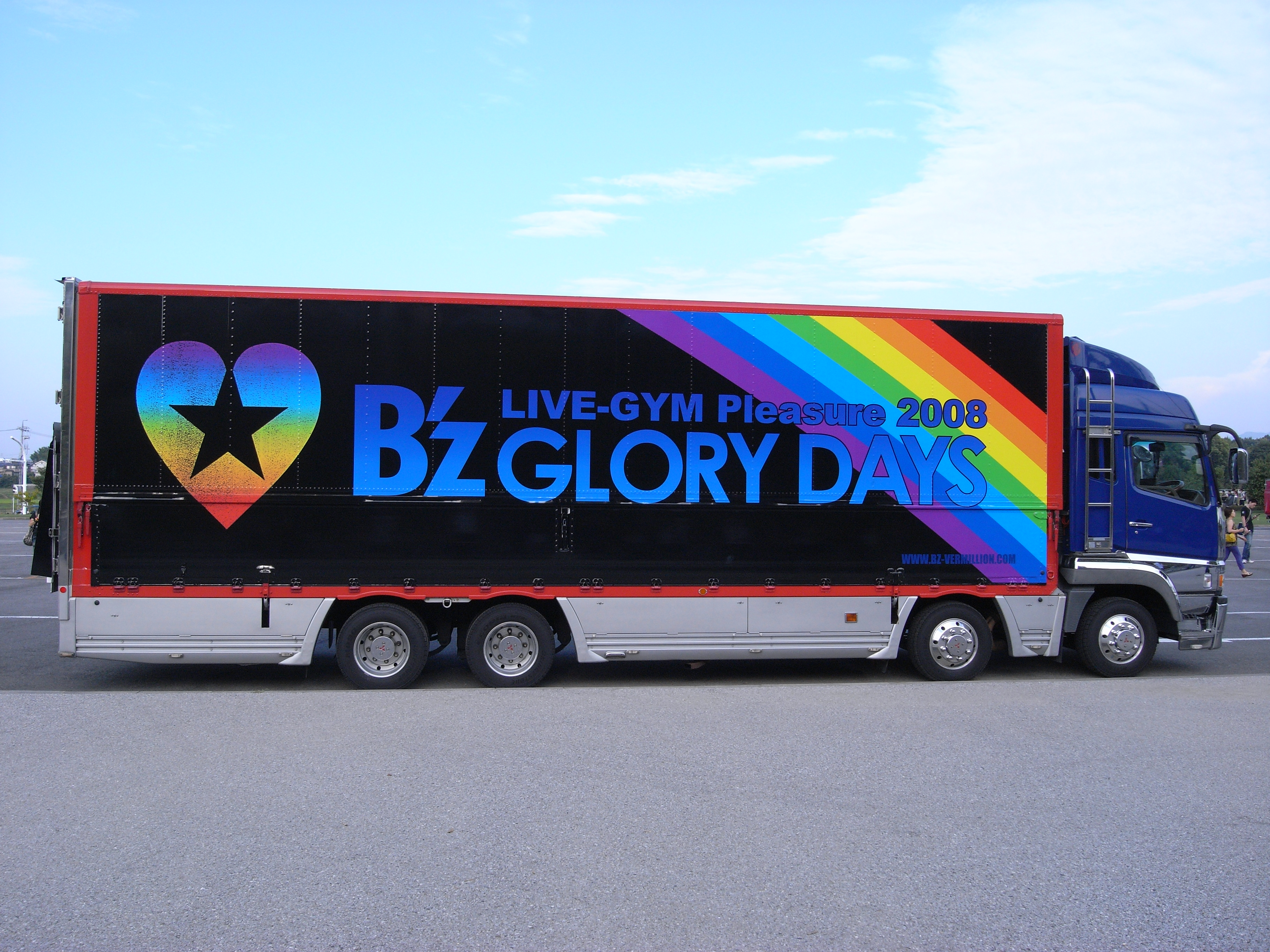 B'z LIVE-GYM Pleasure 2008 -GLORY DAYS-」ツアートラック ver