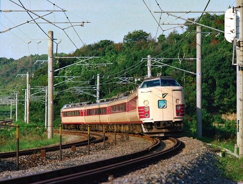 485系くろしお ③ : 海遊び山遊び