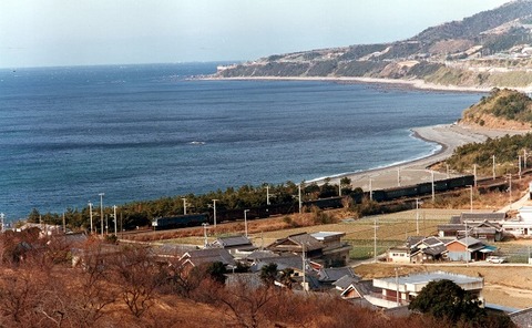 KT58264 岩代~南部 124レ