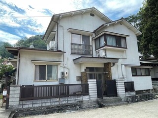 外壁リフォーム前の画像