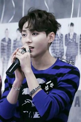 ♪Falling in love坠入爱河 (UNIQ) : C-POP♪大好き