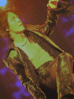 氷室京介TOUR2003 大阪公演二日目レポ : 心にうつりゆくよしなし日記