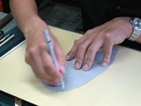 型紙作成中 手元