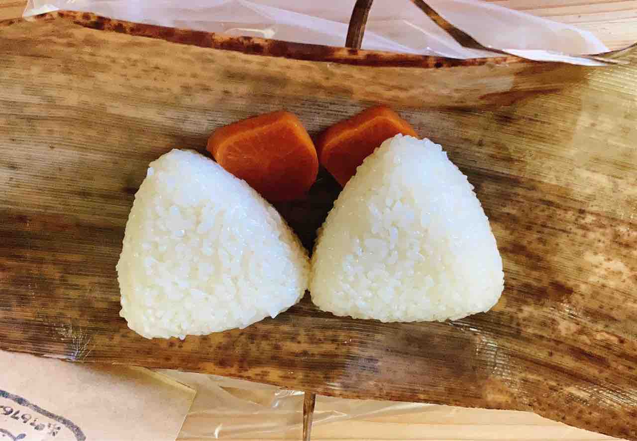 竹皮しおにぎり米や 竹皮しおにぎり ピクルスの大分グルメブログ