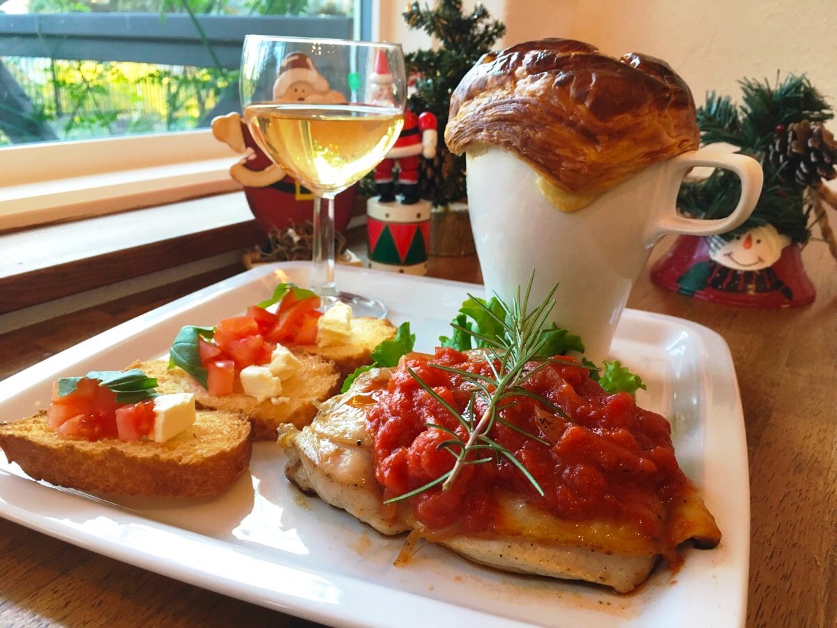 本日のメニュー クリスマスランチ クリスマスシフォンケーキ Cafe Cherryblossom