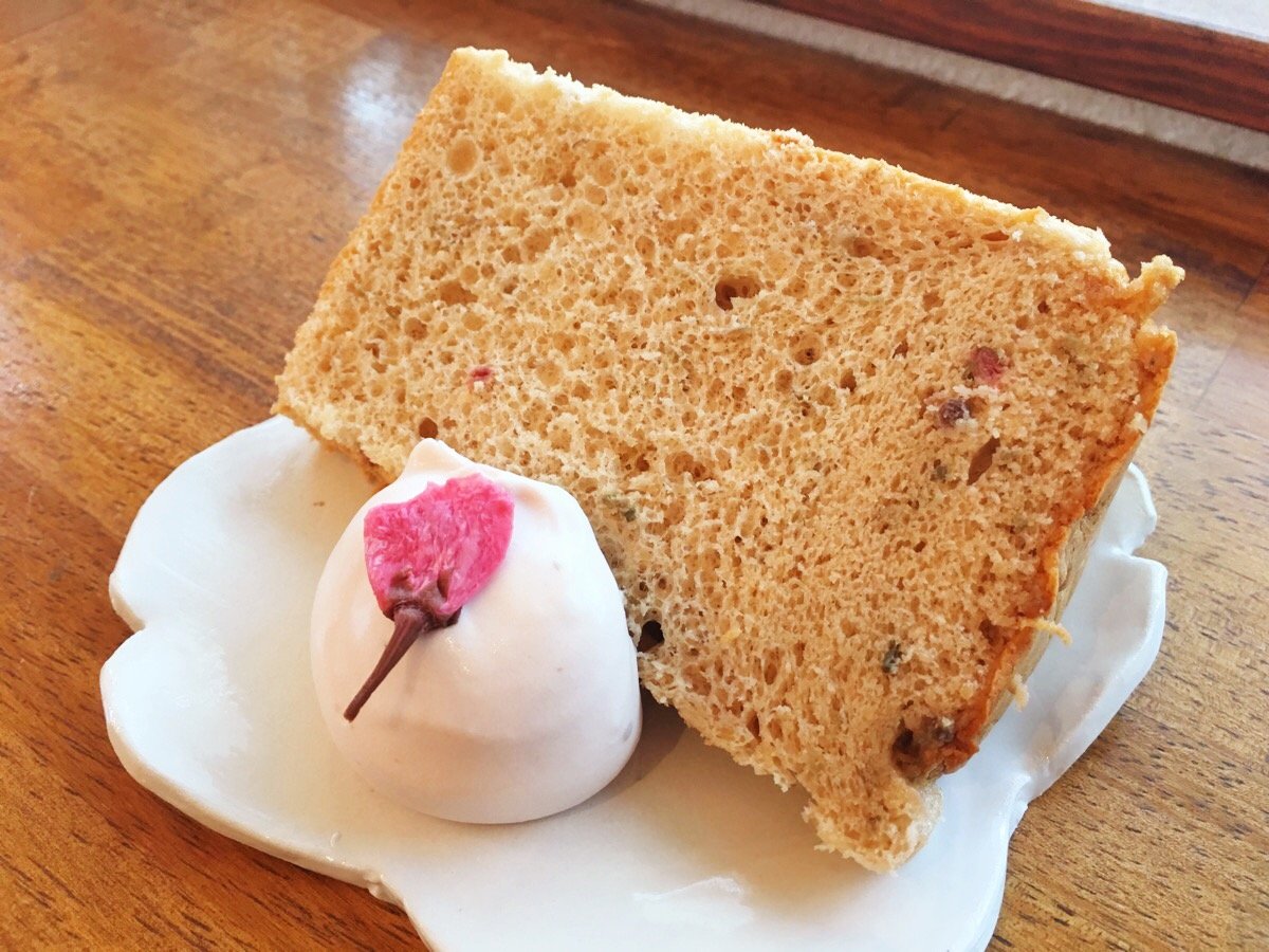 さくらのシフォンケーキ Cafe Cherryblossom