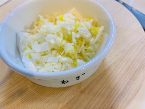 0FC4391F-6362-491D-A66D-0E9430AA4353