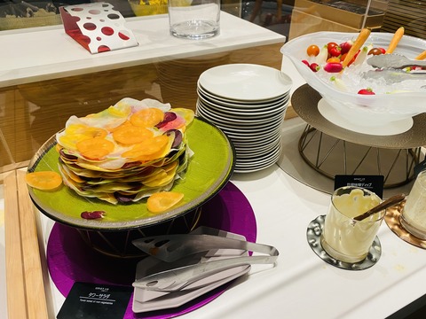 08425F74-B6DB-4A17-8B9B-D08A41AC025A