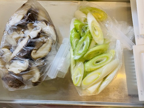 ABCC95D8-297A-4981-A3A5-80E79AC65D99