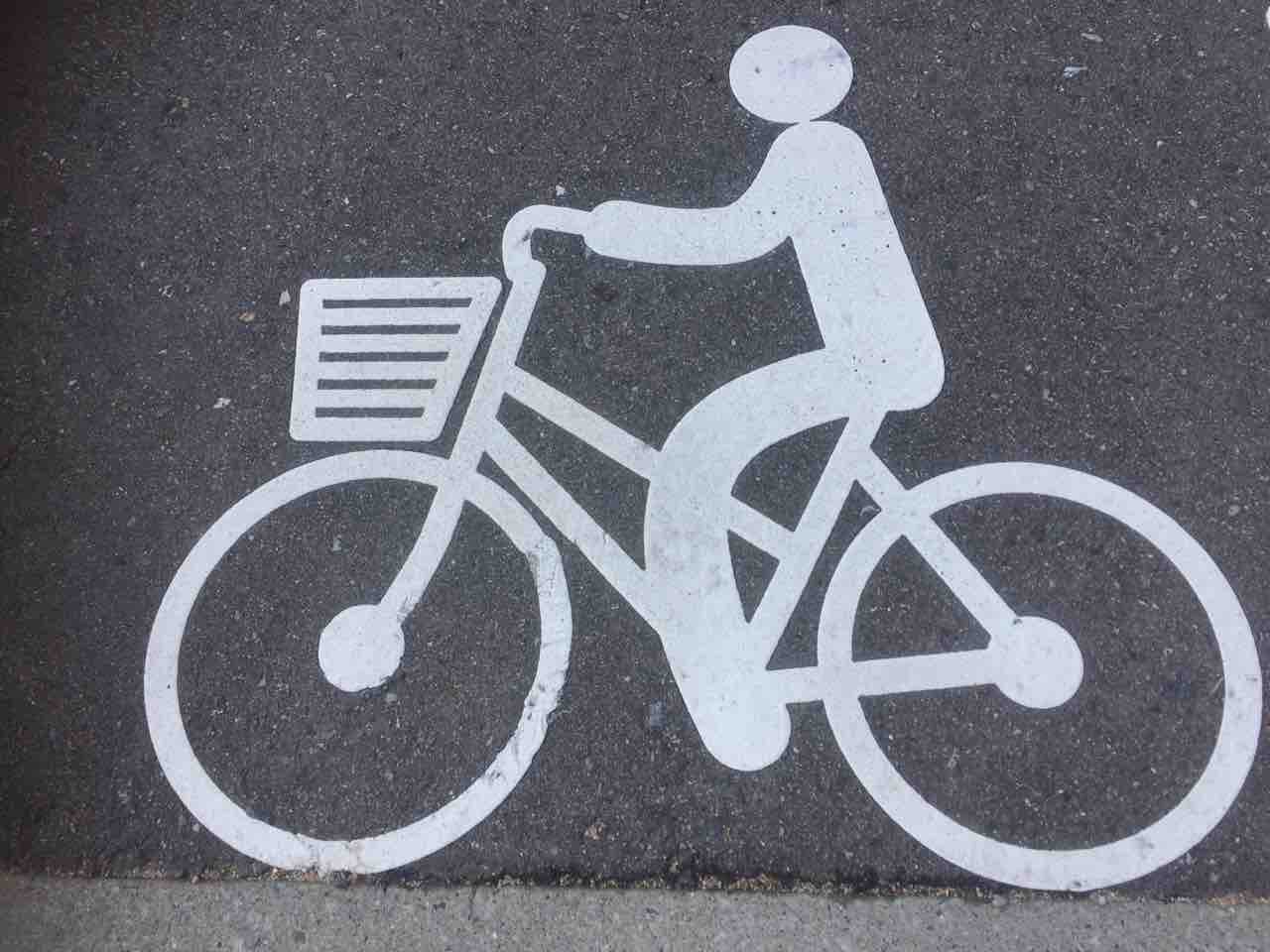 自転車のピクトく ん 萌葱色の散歩道 自転車のピクトく ん 萌葱色の散歩道