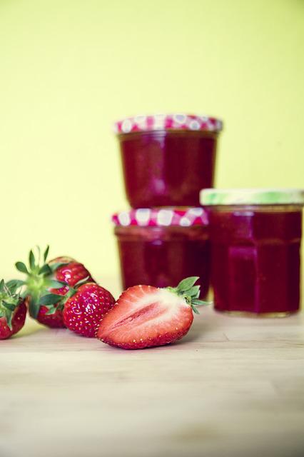 strawberries-g05913d0c7_640
