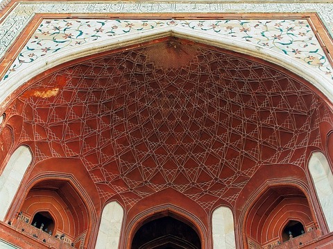 agra-1461022_640