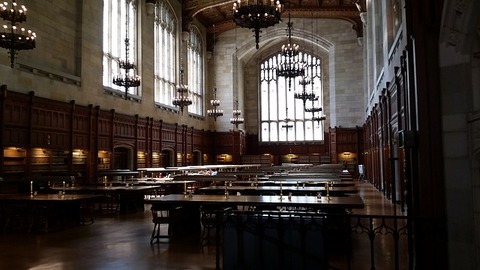 library-948965_640