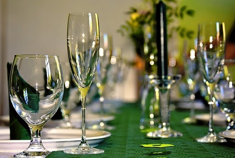 gedeckter-table-3602833_640