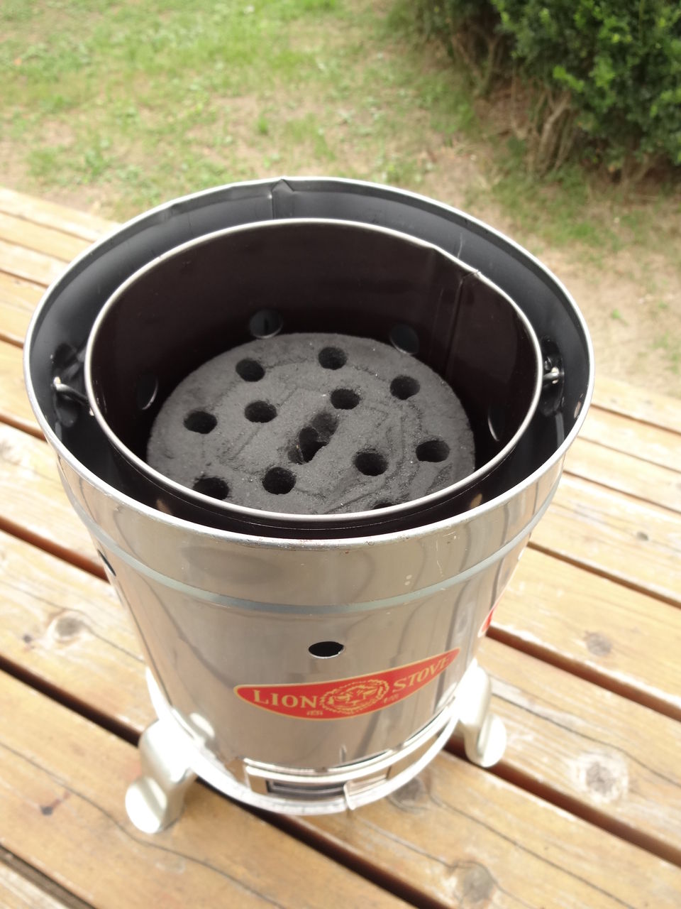 野営用練炭ストーブ おさかな釣る釣り 遊撃遊釣手編