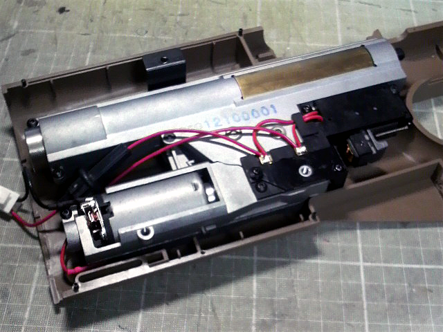 G G Pdw99 P90 を分解して Gun Zuki Web Studio G G Pdw99 P90 を分解して Gun Zuki Web Studio