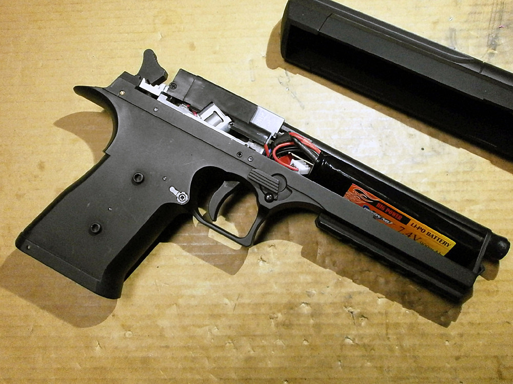 Desert Eagle ： CYMA AEG : GUN-ZUKI！ WEB STUDIO