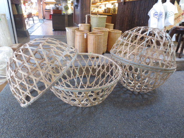 上野亜衣さん真竹かご35x29