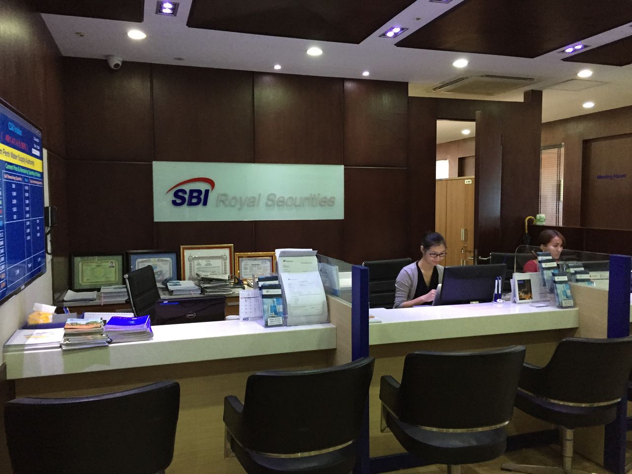 カンボジアの証券会社 : スオスダイ！KHM駐在員のカンボジアブログ