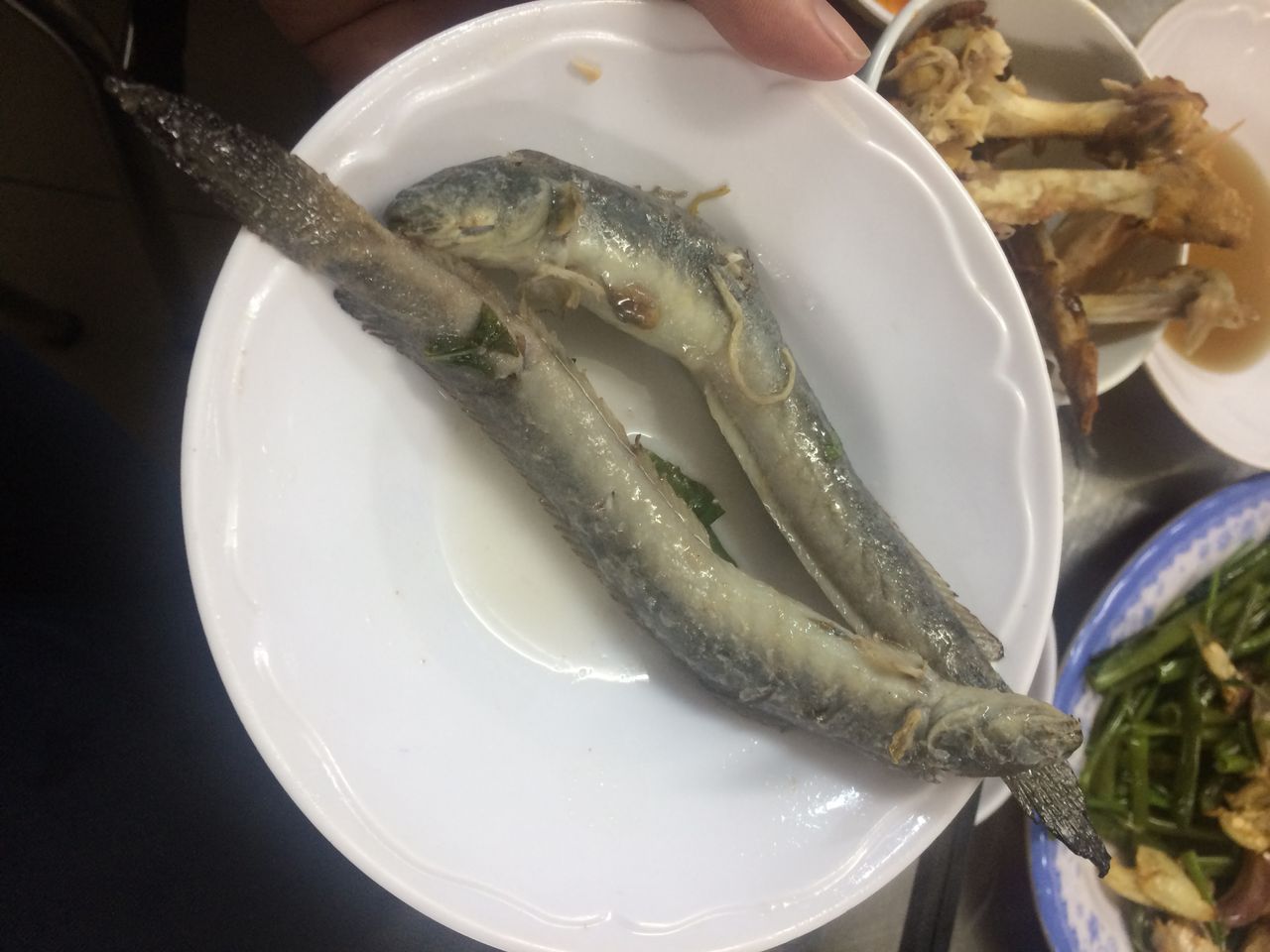 ベトナムで人気の川魚を食べにいきました スオスダイ Khm駐在員のカンボジアブログ