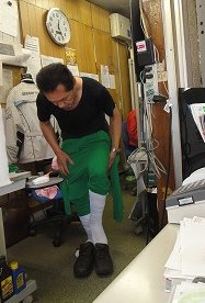 覆面メカ１1
