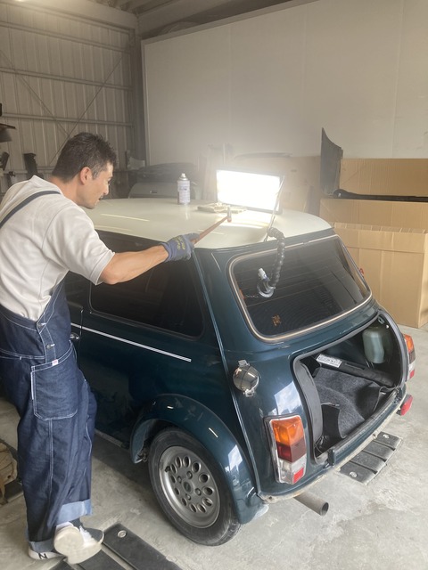 2EF84F9A-F983-4AB7-A64D-3595641B8D45