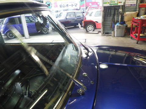 AZM_5208