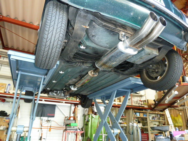 ローバーミニセンターマフラー爆音